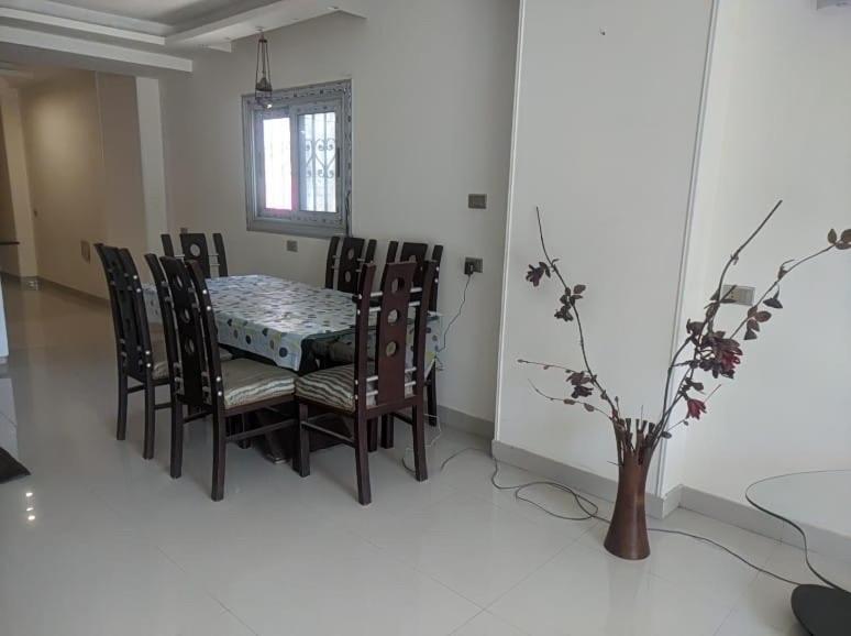 Comfy Luxurious Apartments In Central Location In Mansheyet El Bakry East カイロ エクステリア 写真