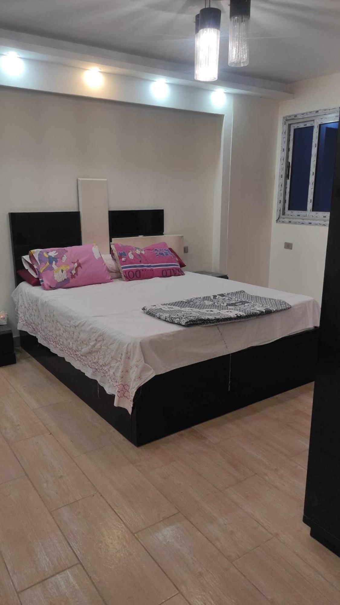 Comfy Luxurious Apartments In Central Location In Mansheyet El Bakry East カイロ エクステリア 写真